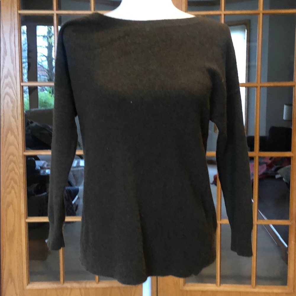 J. Crew sweater, size small. EUC